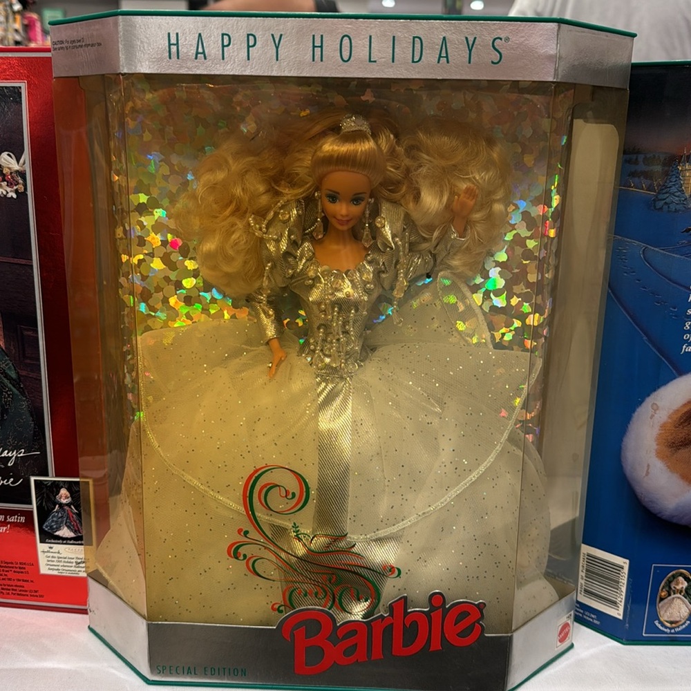 1992 Happy Holidays Barbie🩶